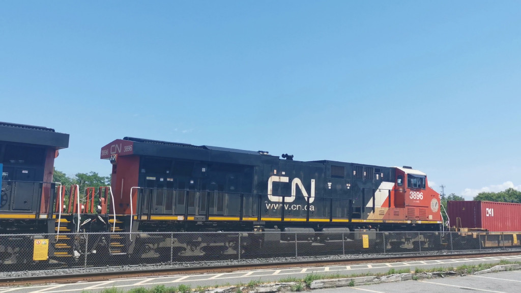 CN 3896